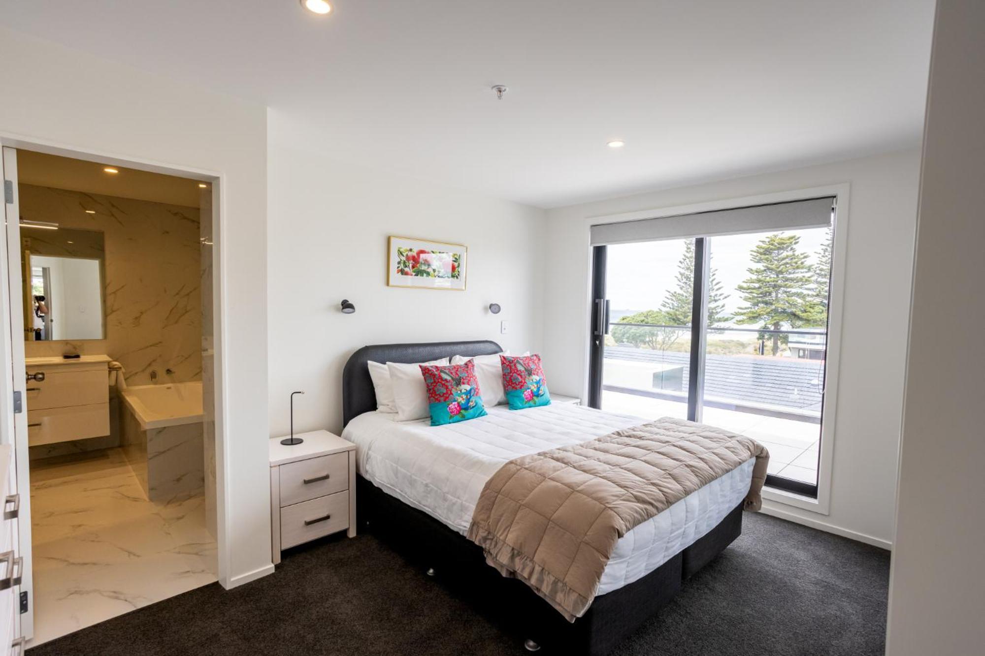 Belle Mer Beachfront Apartments - Self Serviced Mount Maunganui Exterior photo